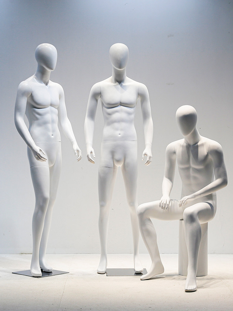 Maniquí Masculino de Alta Gama - Baby Clothing High End reseña y precio